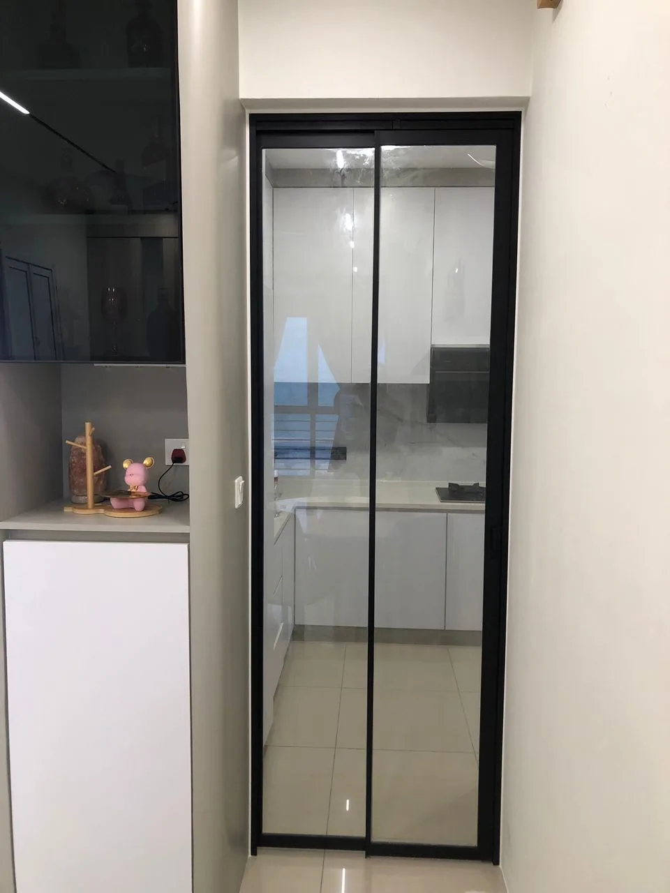 Sliding Door