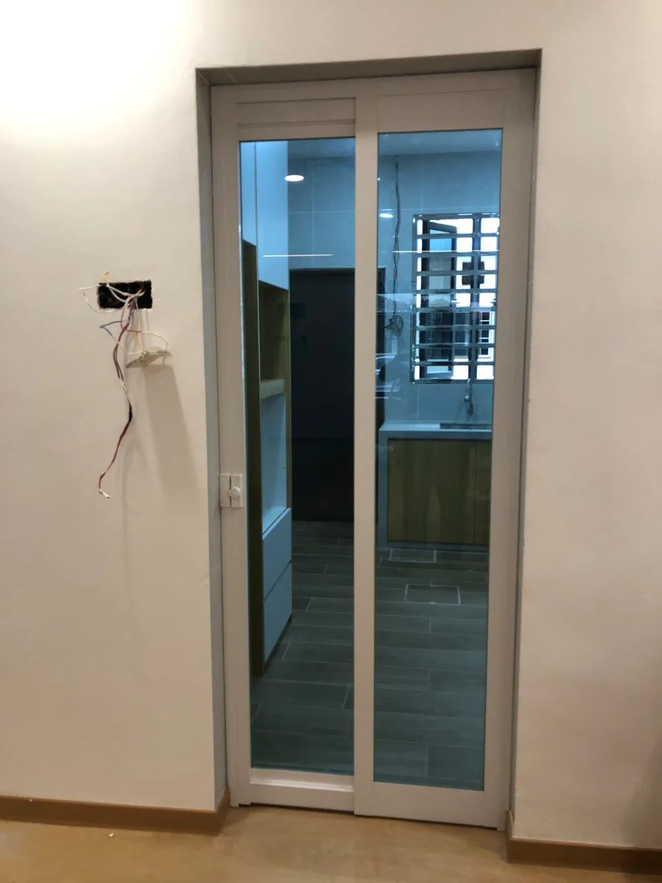 Sliding Door